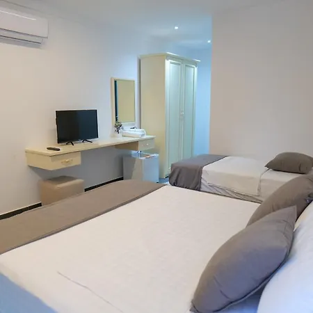 Hotel Vila Celaj 3*