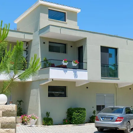 Vila Celaj Hotel 3*